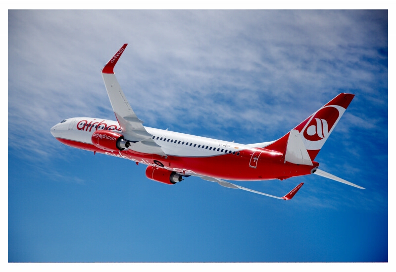 airberlin 737-800