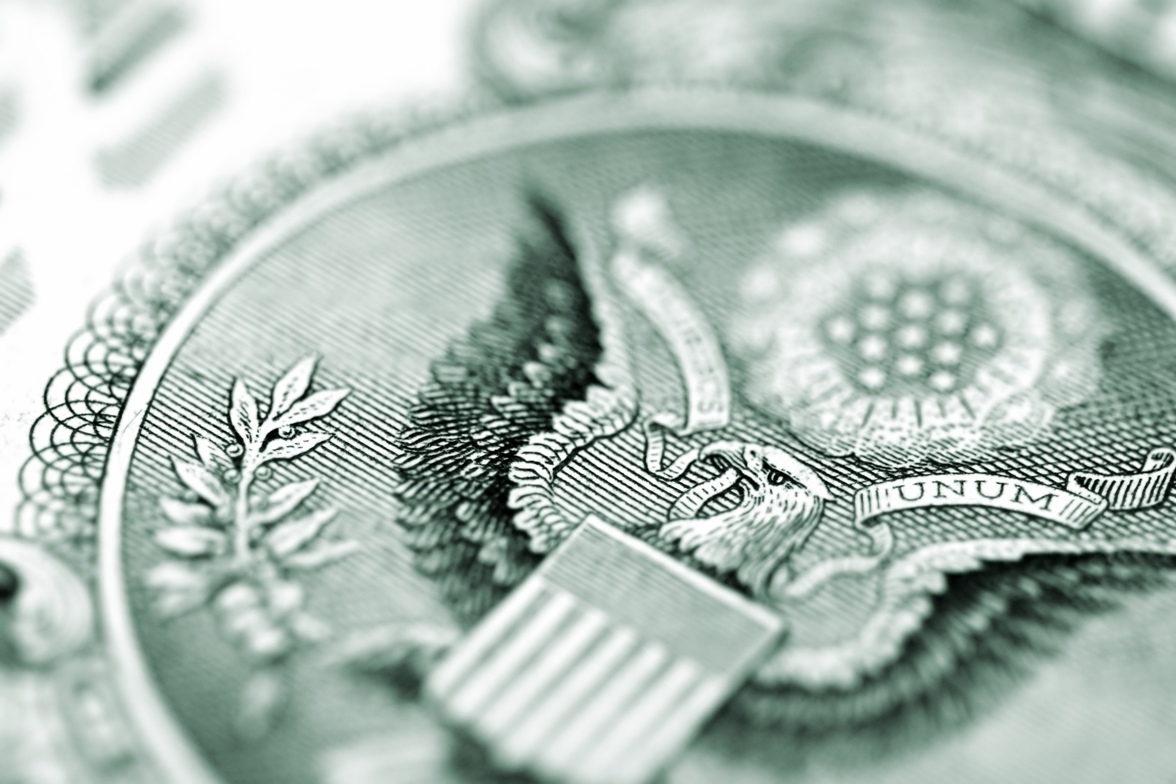 US Household Net Worth Tops $100 Trillion