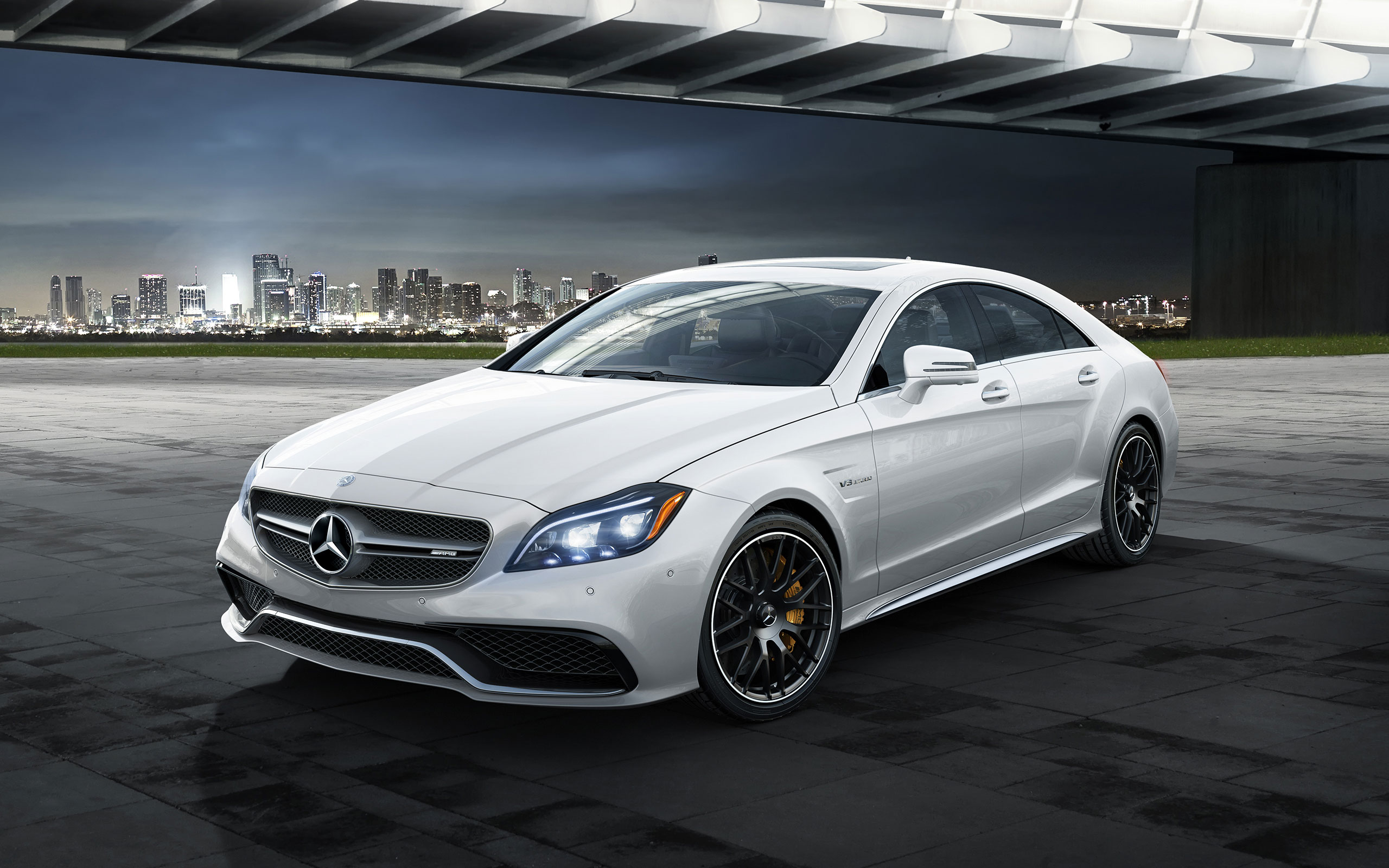 Mercedes-Benz CLS-Class CLS63 AMG S 4MATIC Coupe 4D