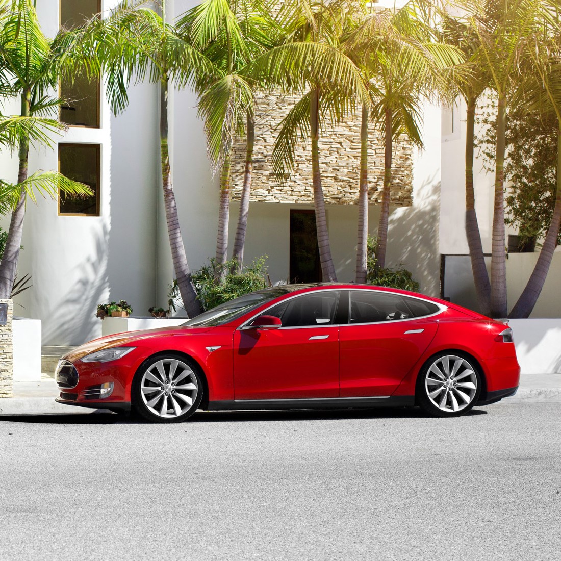 4 Things That Could Knock Tesla From Its All-Time High