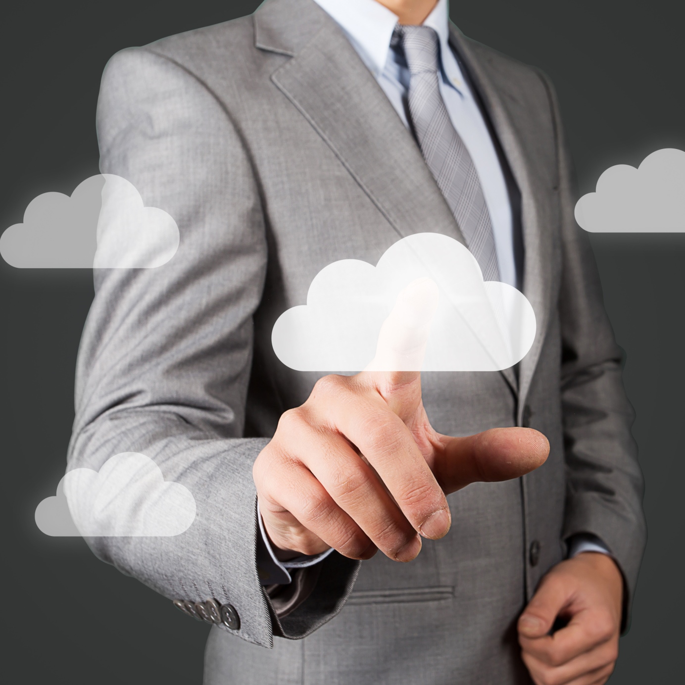Massive Cloud Spending Continues to Benefit 5 Tech Leaders