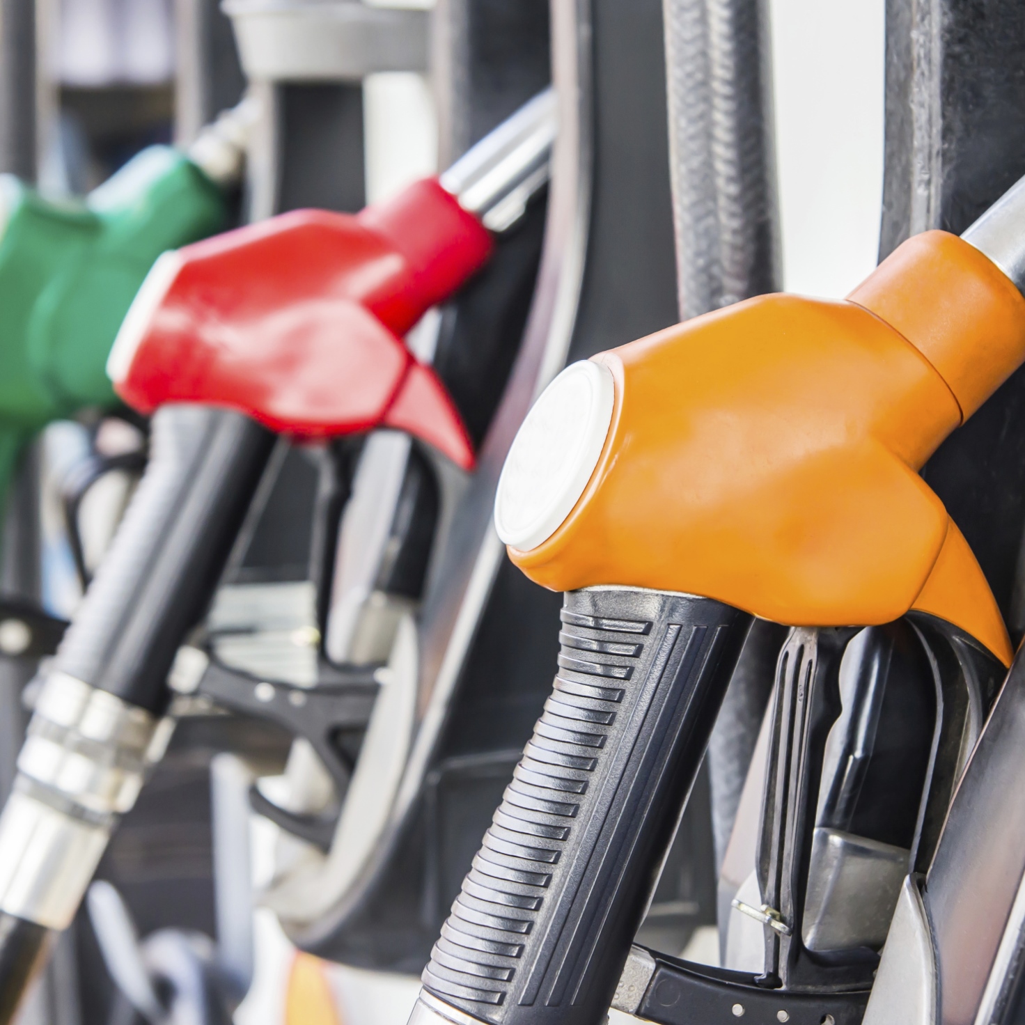 US National Average Gasoline Price Dips Just a Little