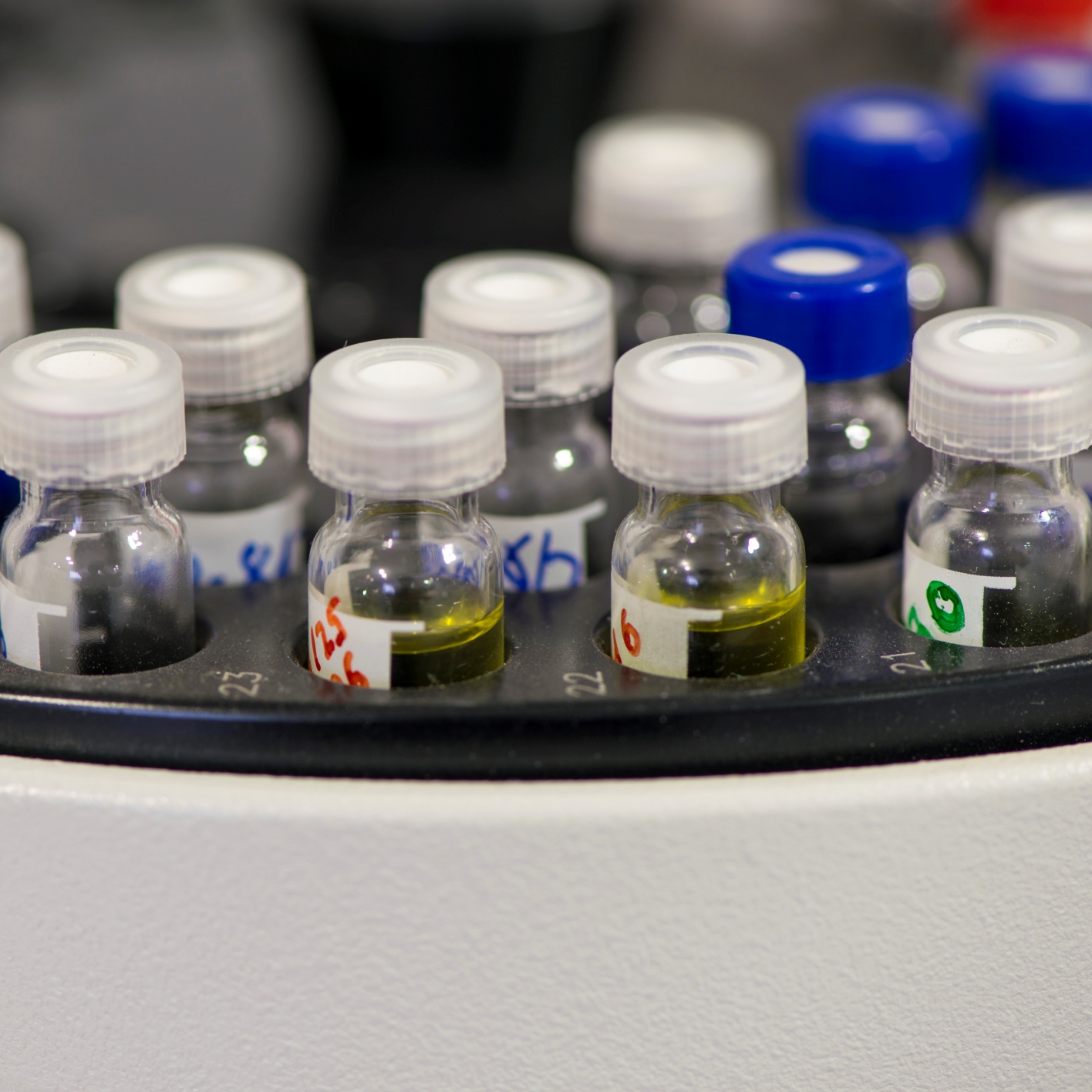 Merrill Lynch 4 Top Pharmaceutical Dividend Stocks To Own For 2016