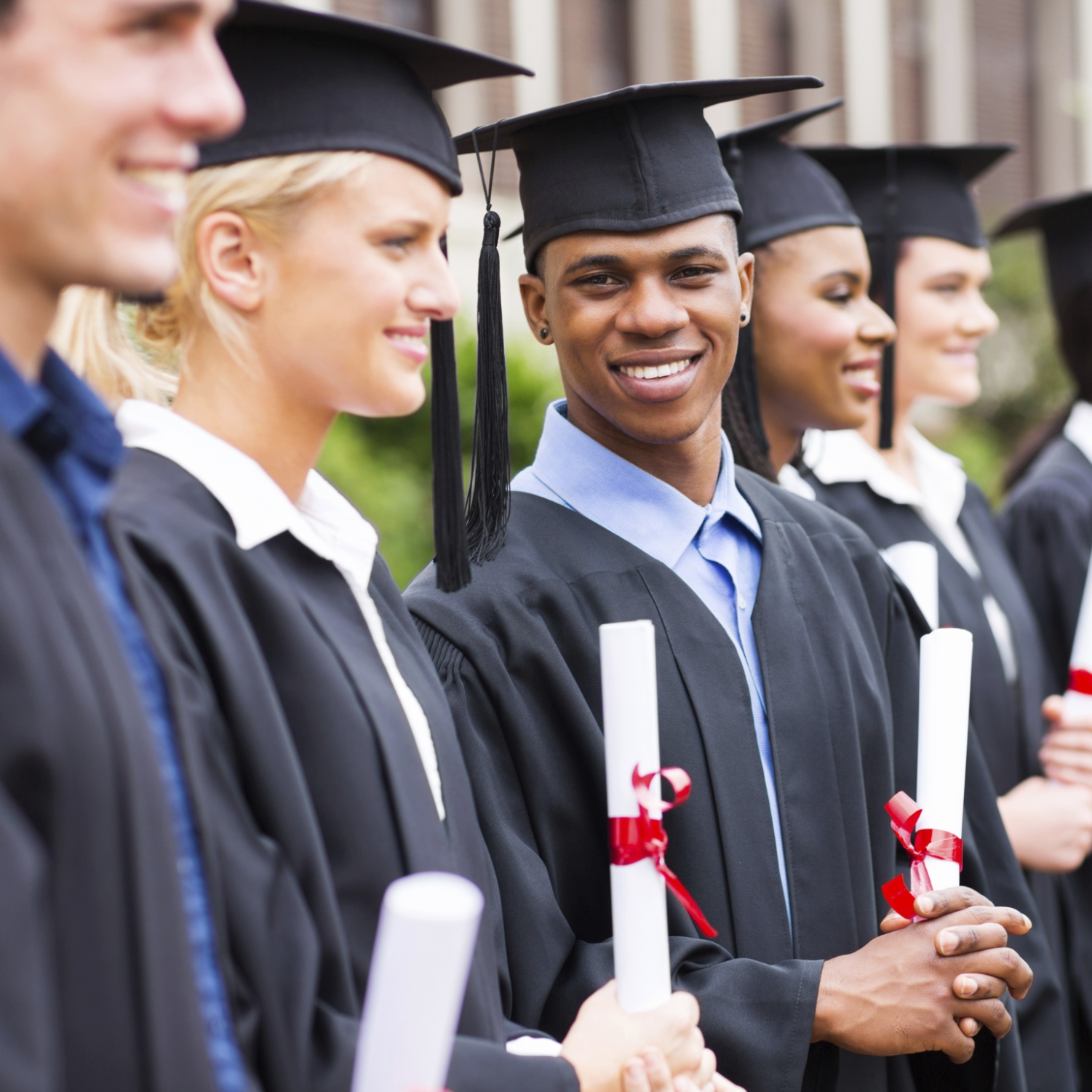 Colleges Skirting Regulations by Encouraging Delays on Student Loan Payments