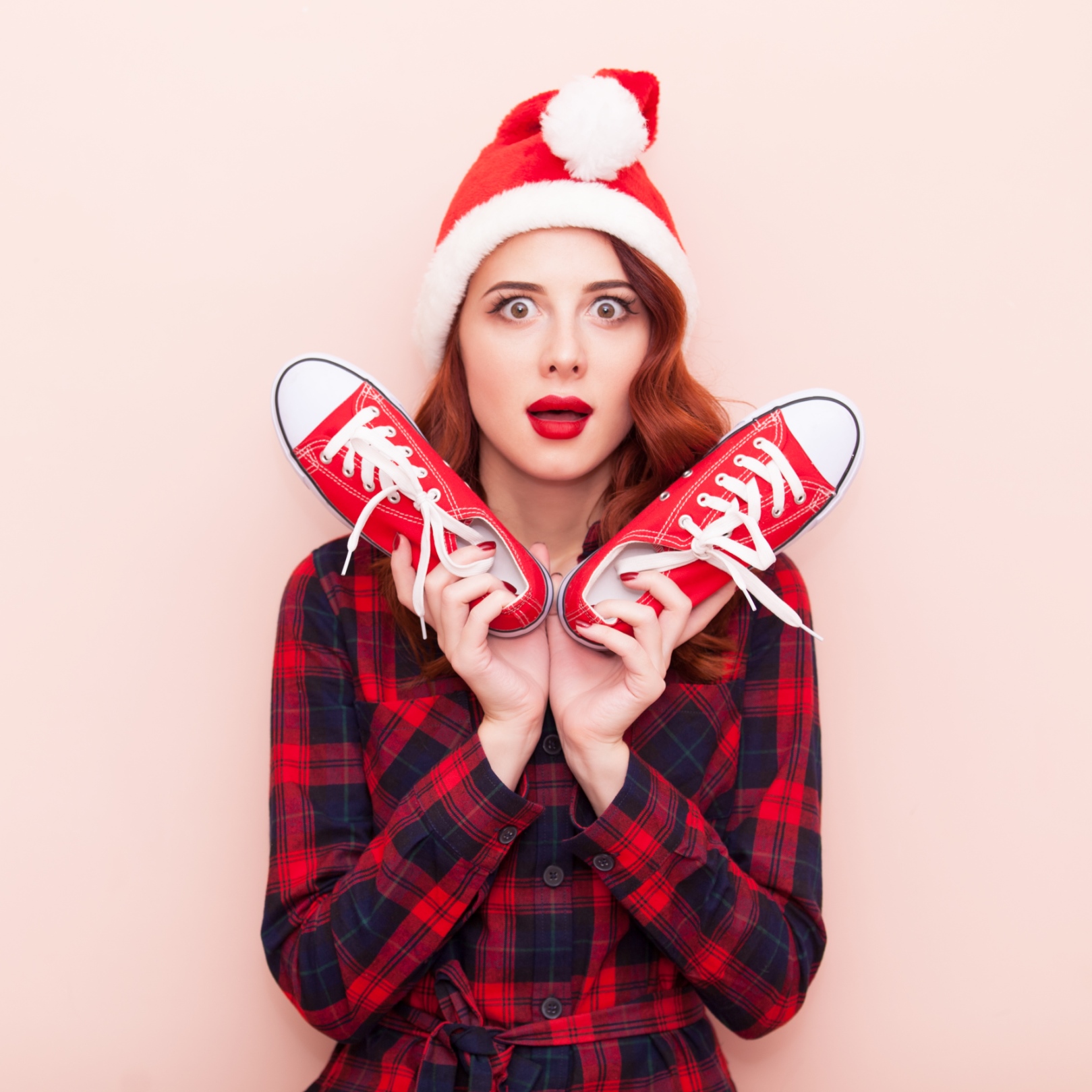 Online Shopping to Equal Stores’ This Holiday Season: Deloitte