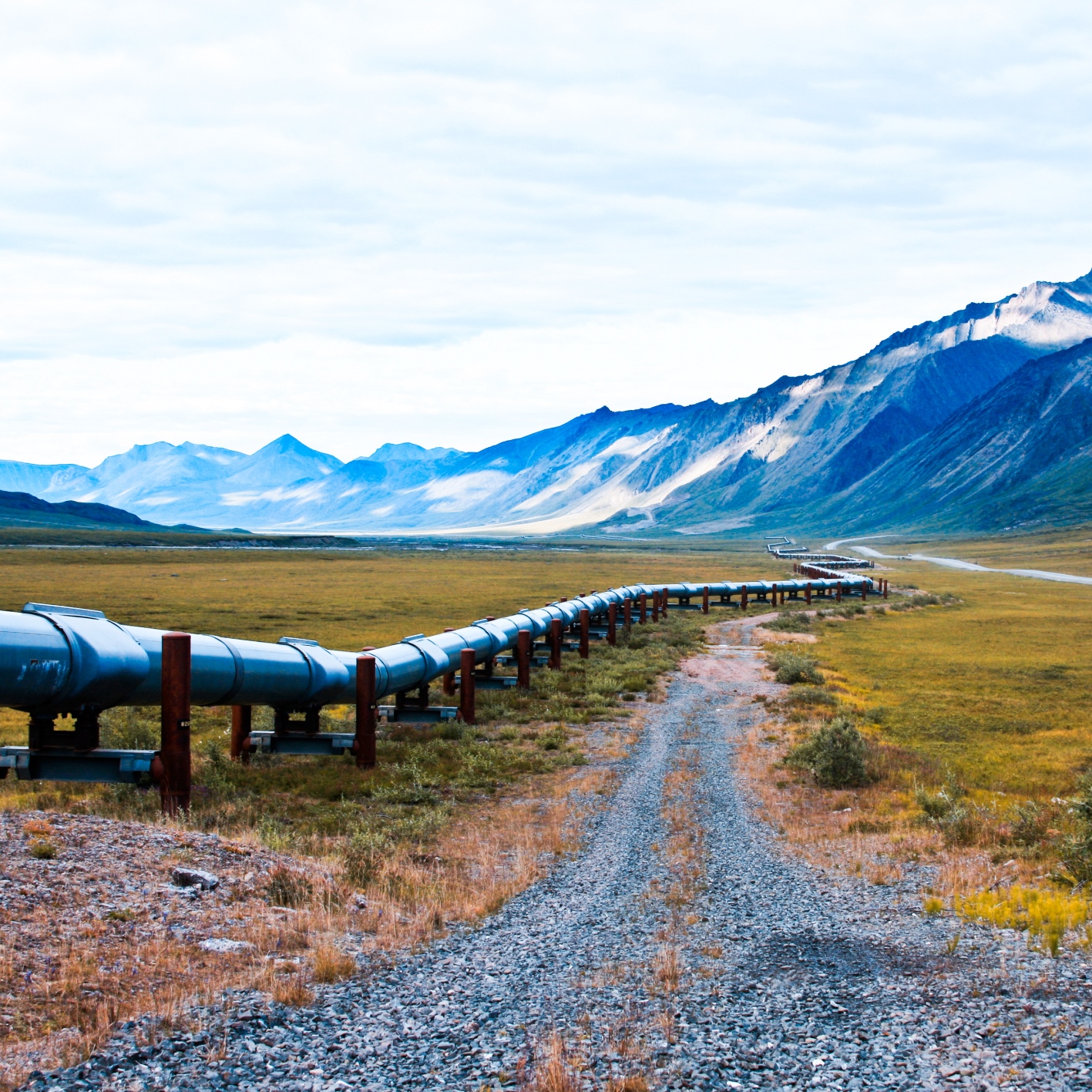 Stifel Select List Energy MLPs to Buy for 2017