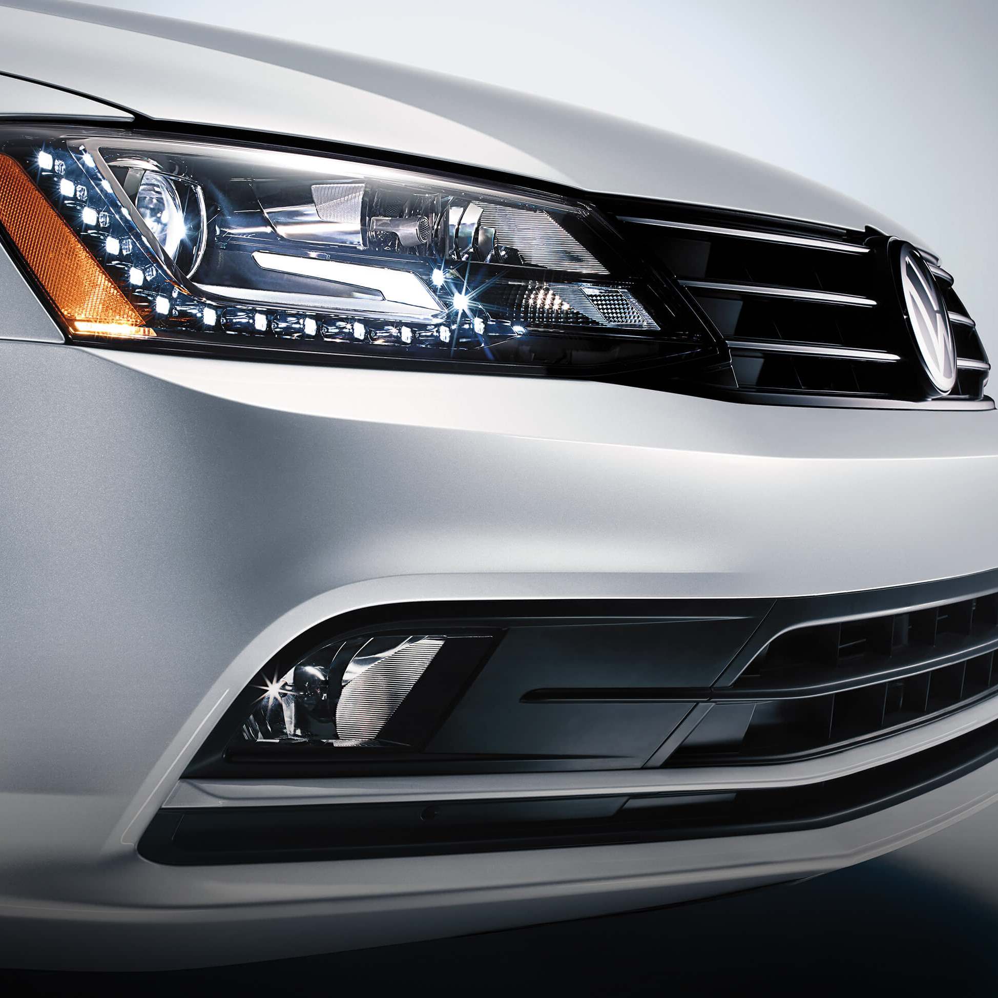 Ford, Chrysler European Sales Rose Sharply in 2015