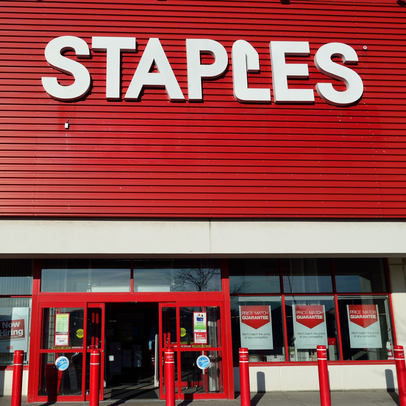 How Store Closures Dragged on Staples Earnings