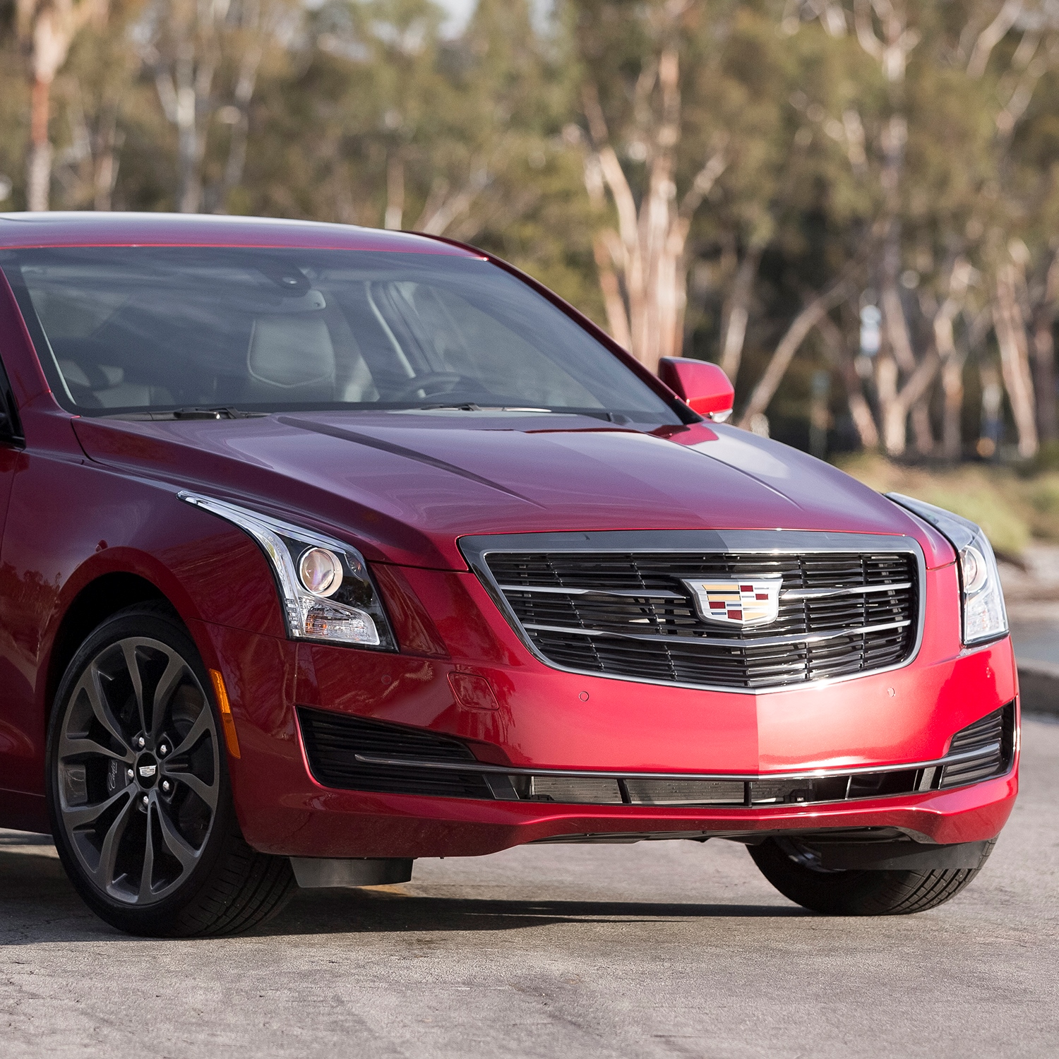 Cadillac Sales Plunge as Lincoln Gains