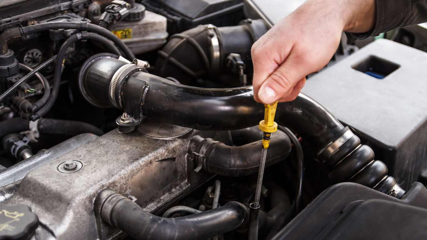 Auto mechanic on work