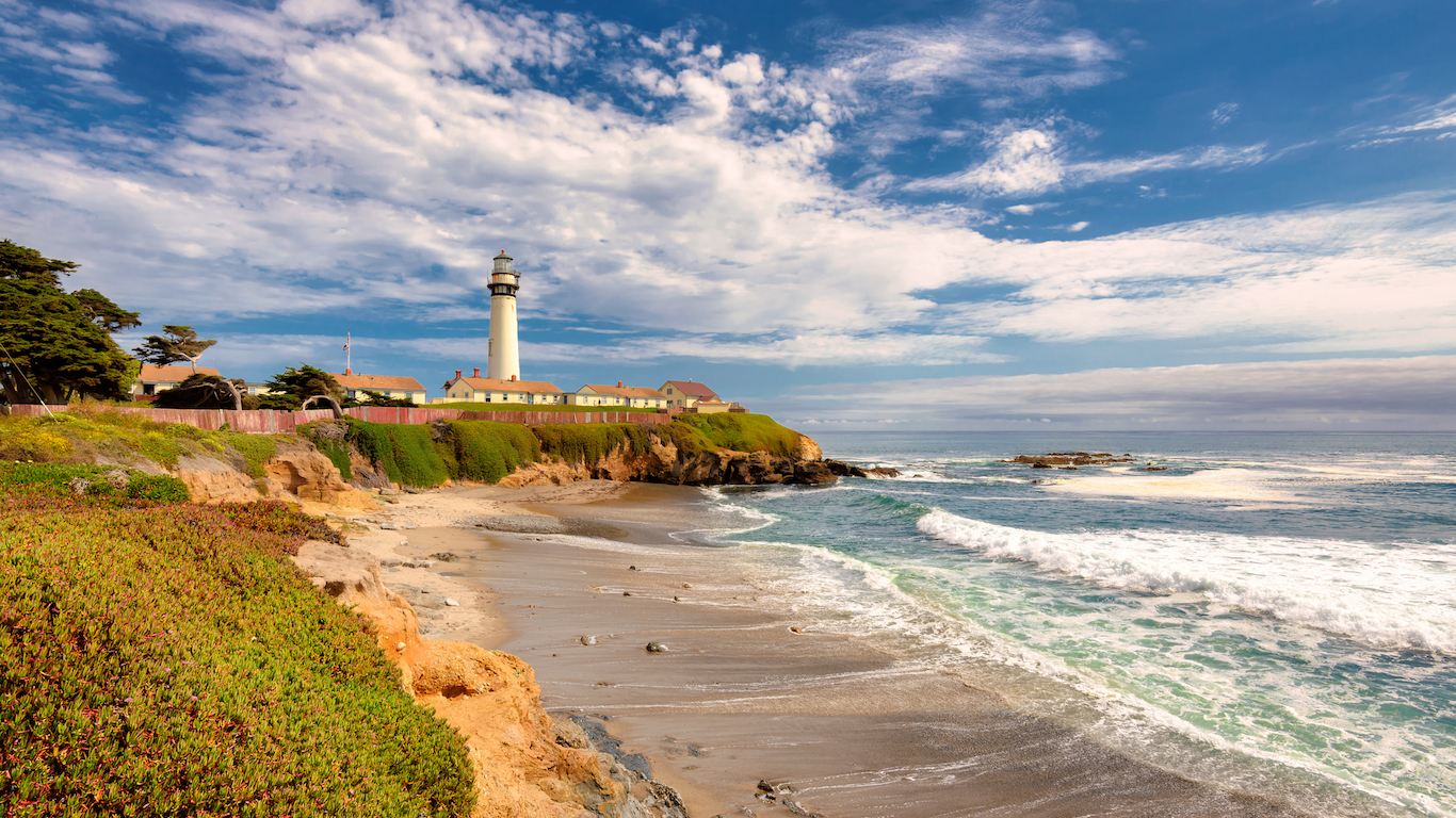 Pigeon Point Lighthouse on California beach, Mateo County