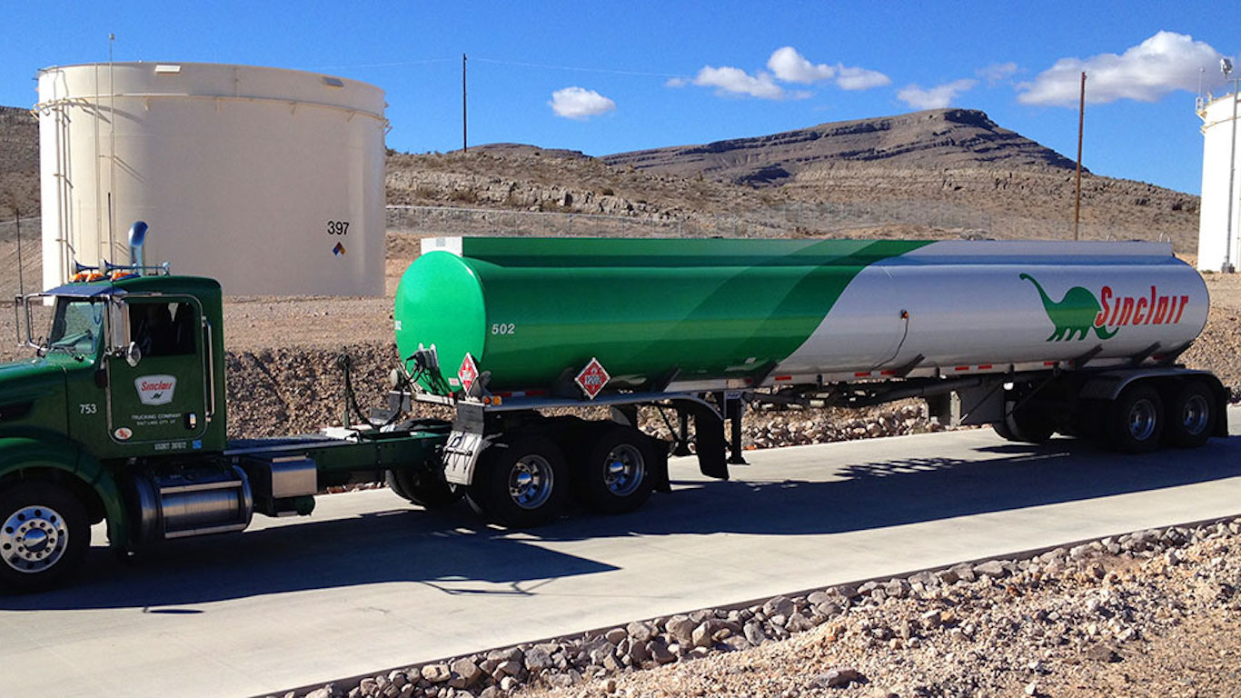 sinclair-oil-corporation-truck