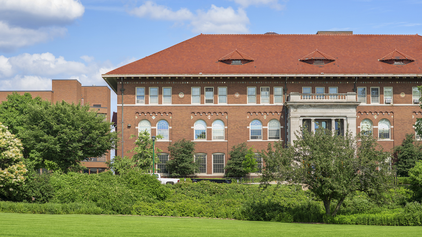 Campus Building, Minnesota