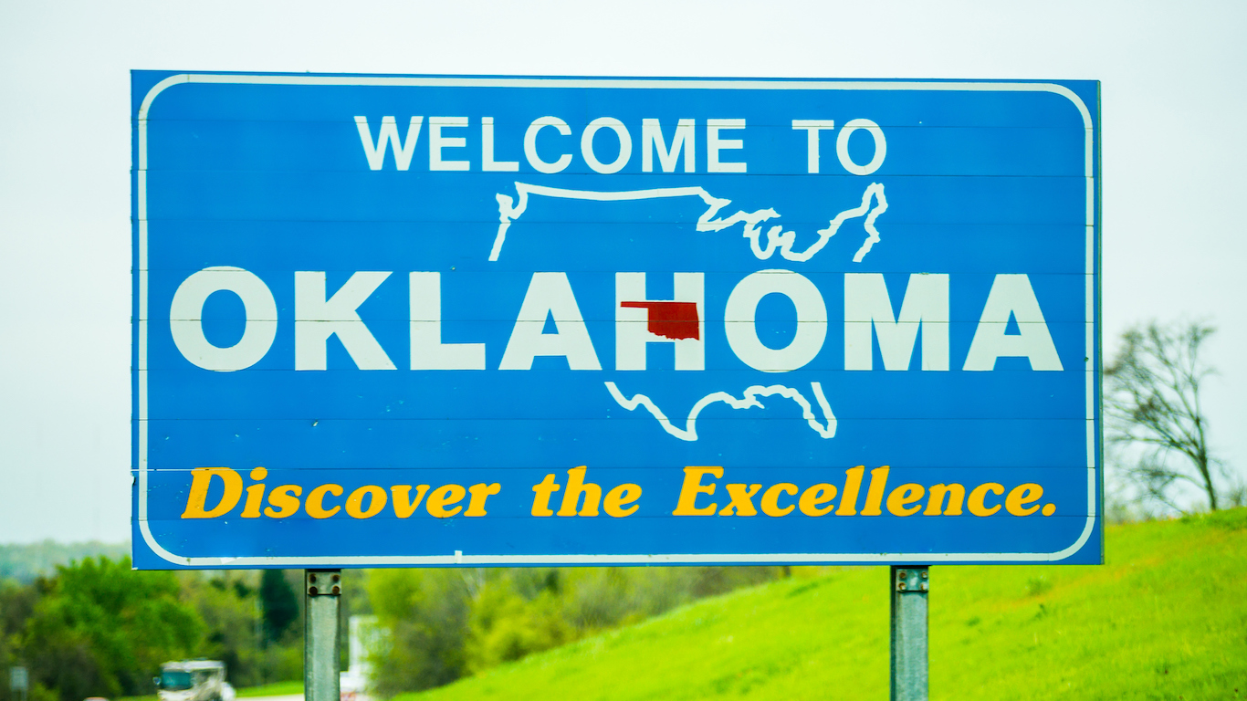 welcome to oklahoma highway state sign