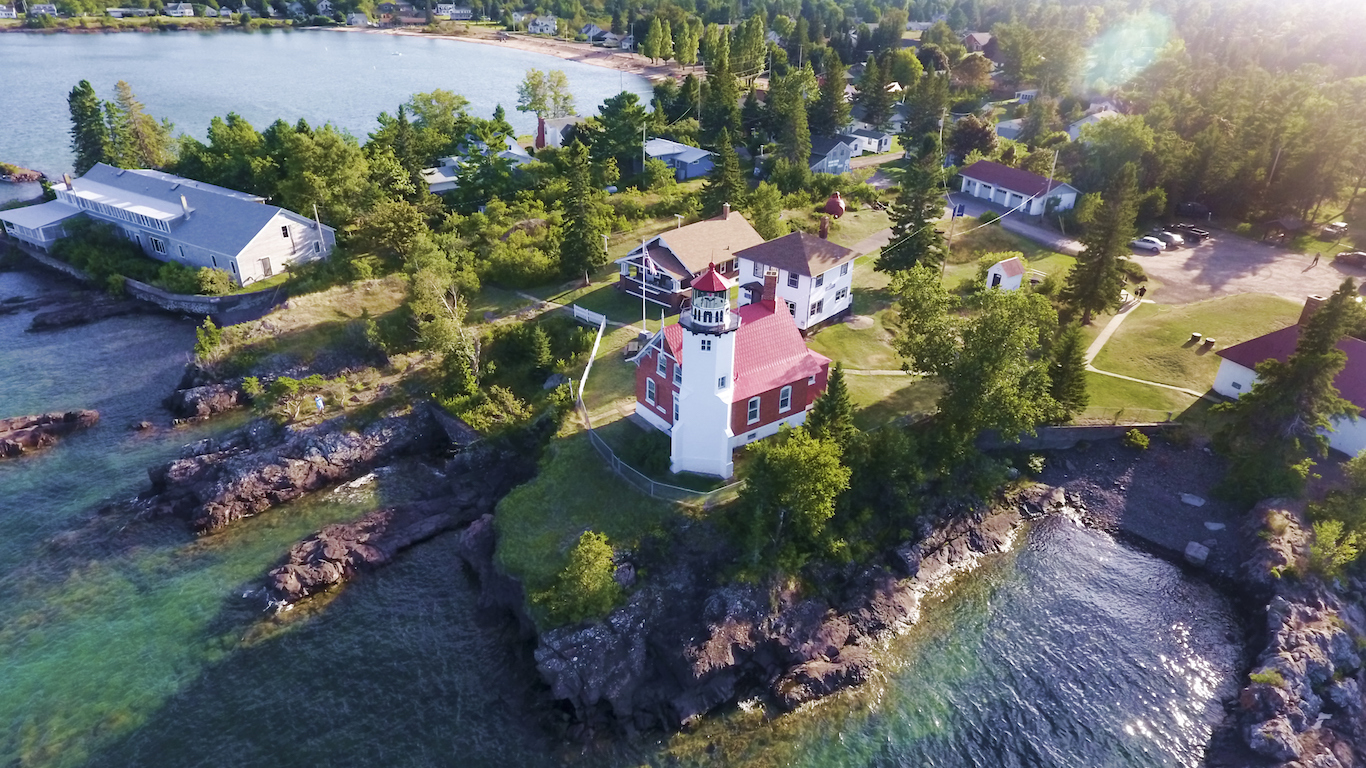 Eagle Harbor lighthouse in Michigan&#039;s Keweenaw peninsula