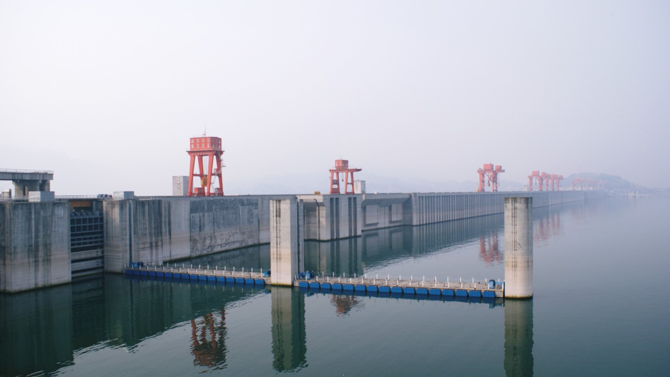 Three Gorges Dam by Hugh Llewelyn