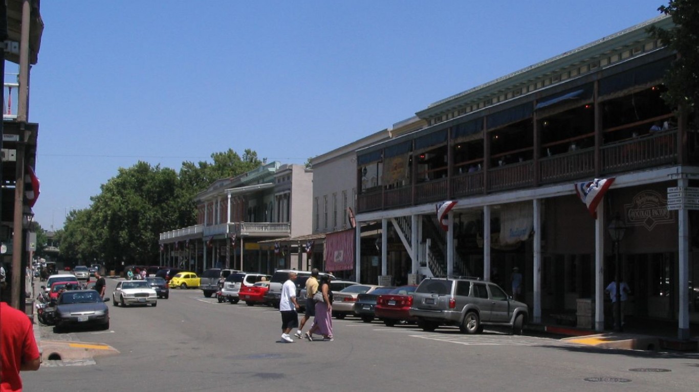 Old Sacramento, Sacramento, Ca... by Ken Lund