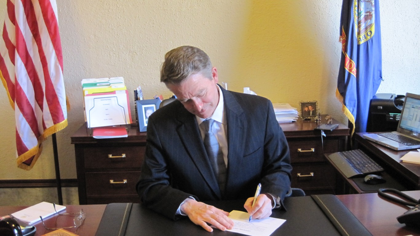 Oath Signing - 1/3/11 by Lt Governor Brad Little