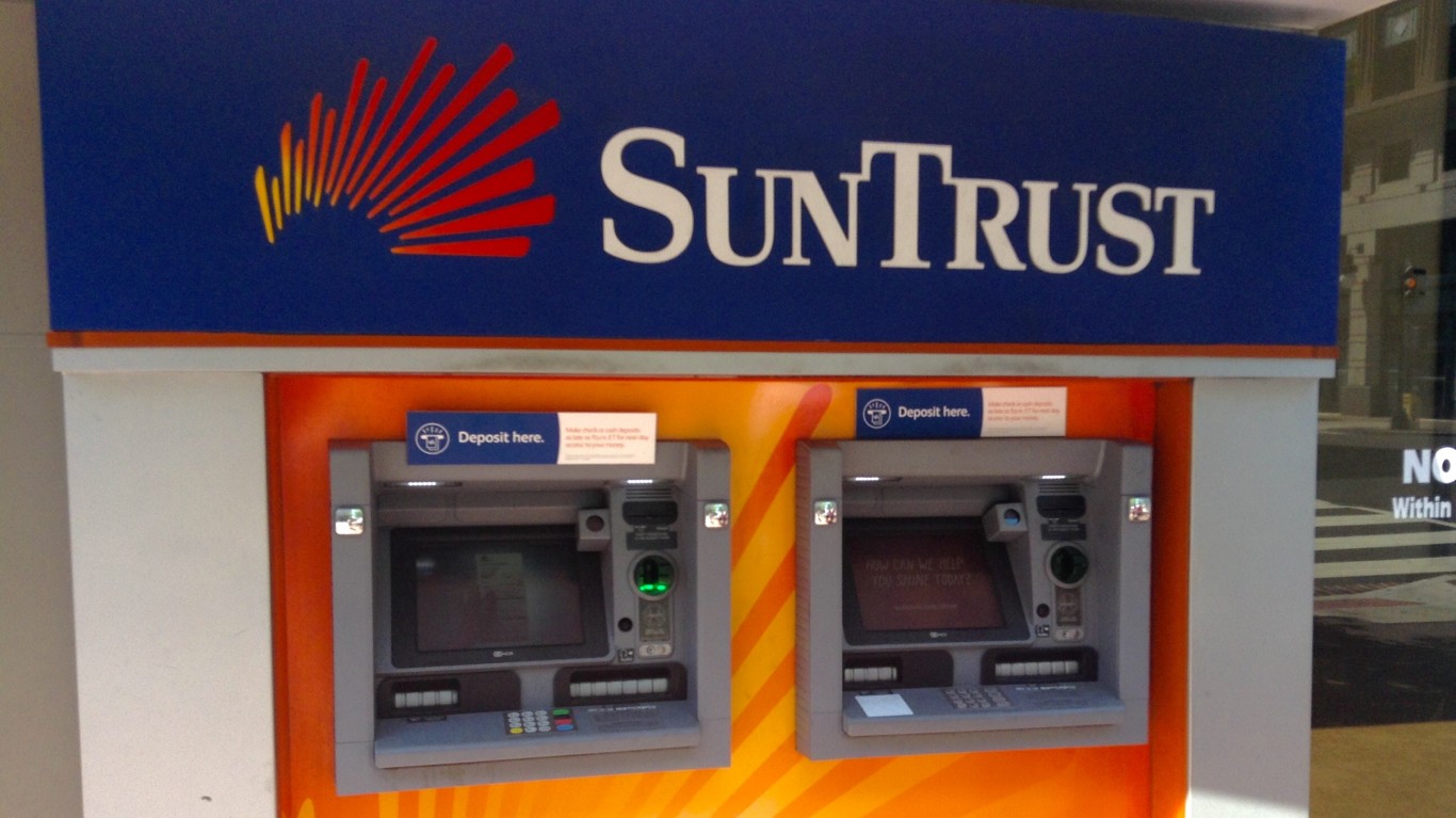 SunTrust Bank by Mike Mozart