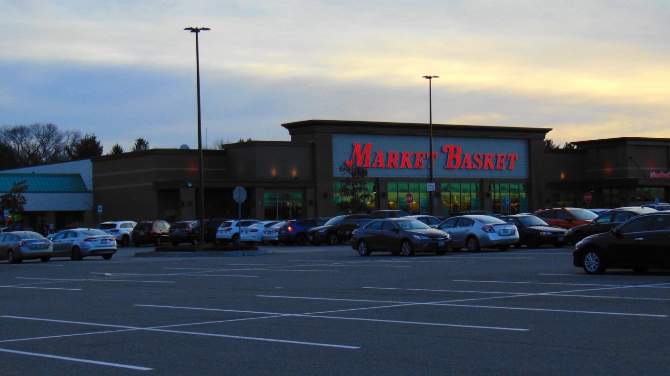 Market Basket (Attleborough, M... by JJBers