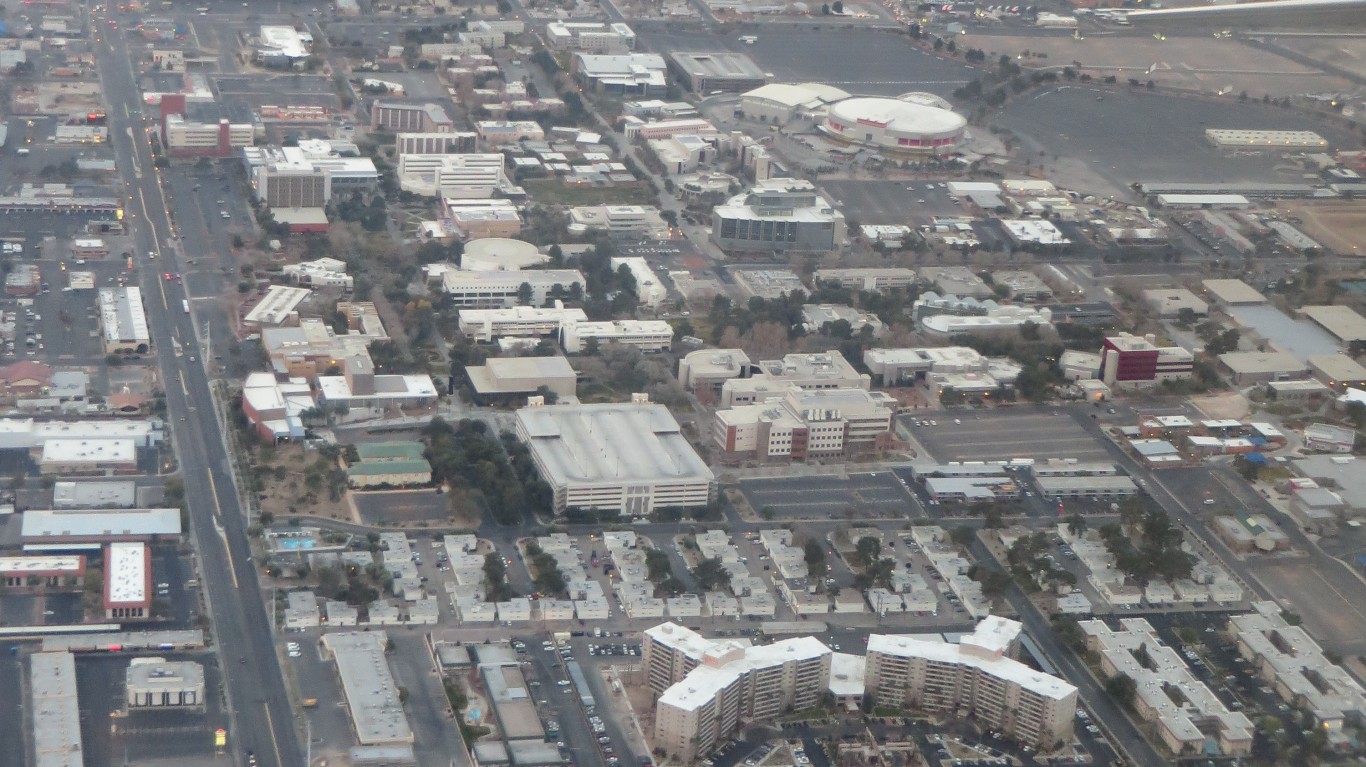 Campus of University of Nevada... by Ken Lund