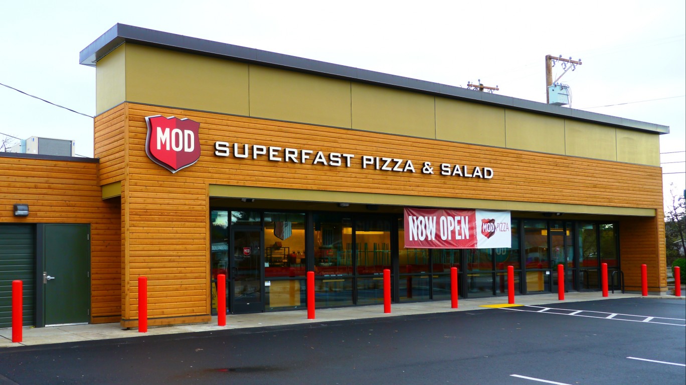 MOD Pizza & Salad in Eugene, O... by Rick Obst
