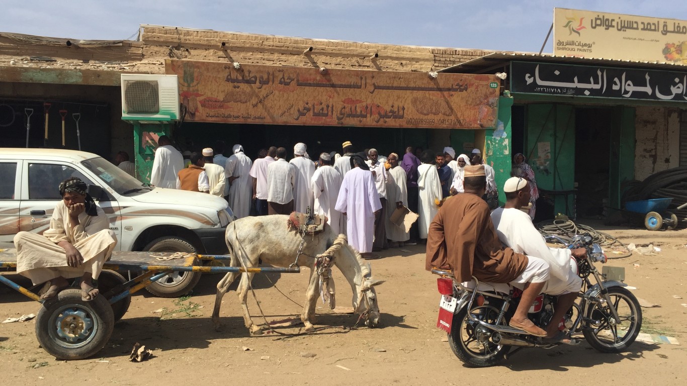 Market in Dongola by Laurent de Walick