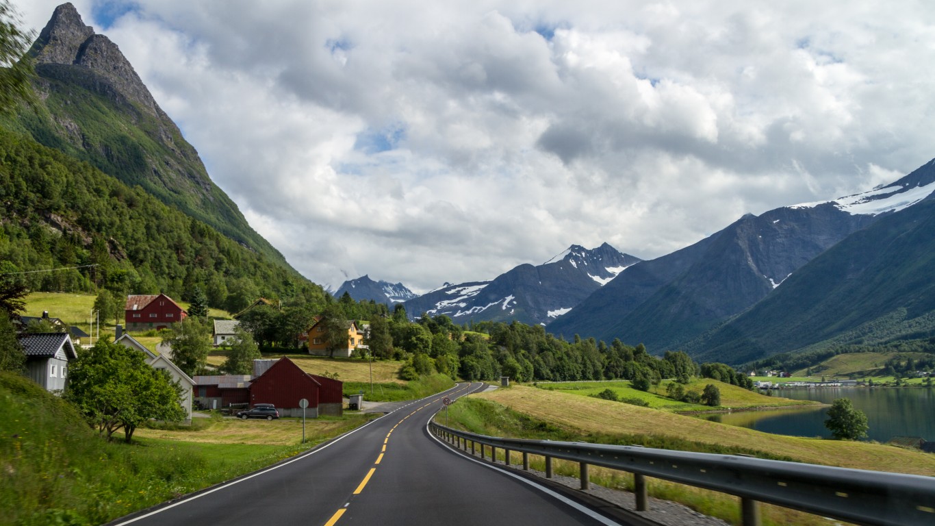 Road trip near Sykkylven by TimOve