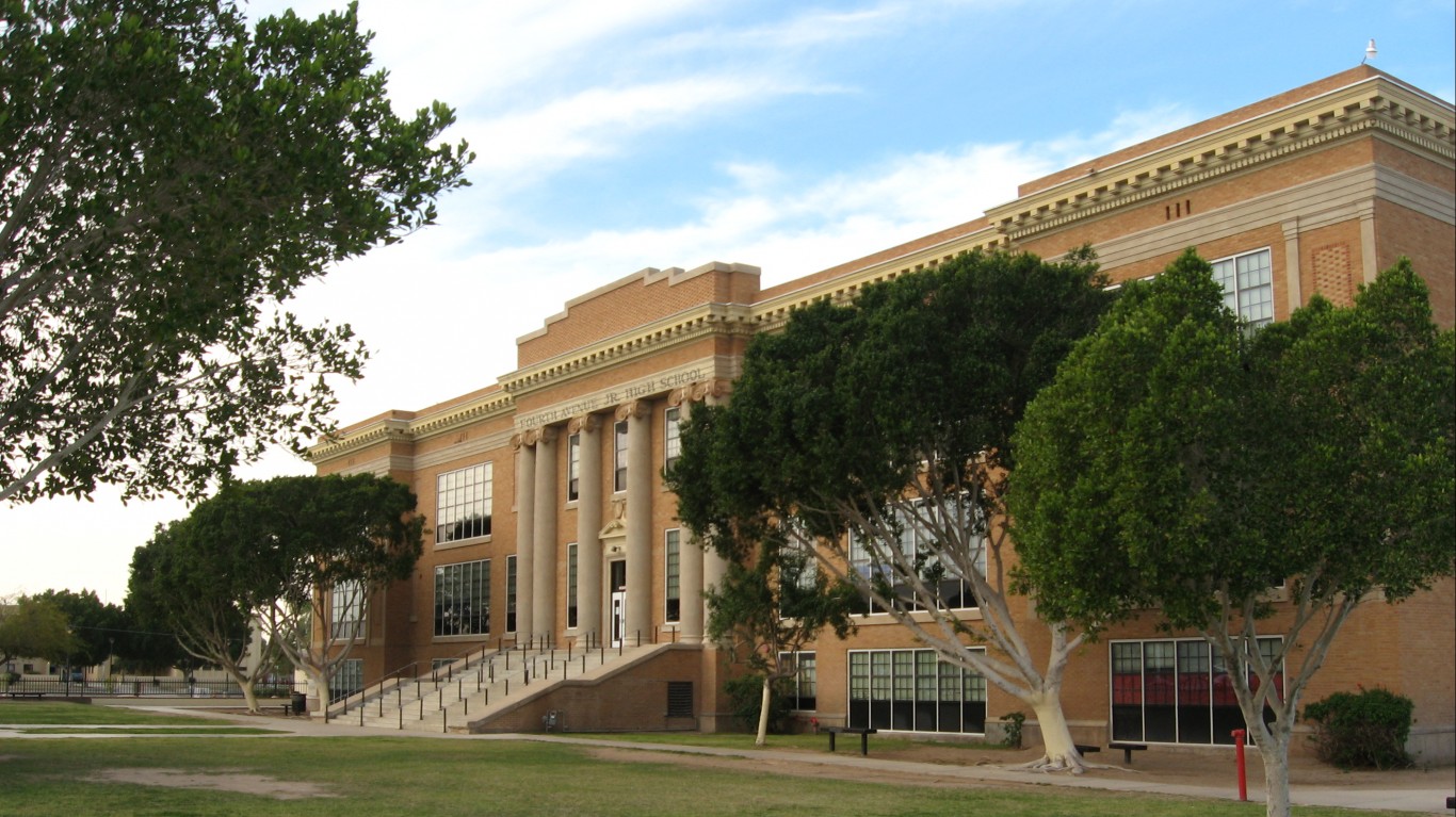 Fourth Street Junior High Scho... by Ken Lund