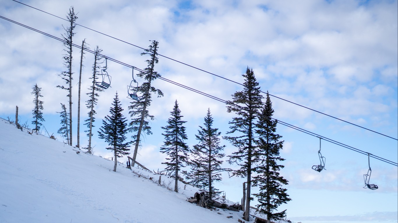 Empty Ski Lift Chairs - Ski Re... by Jonathan Cutrer