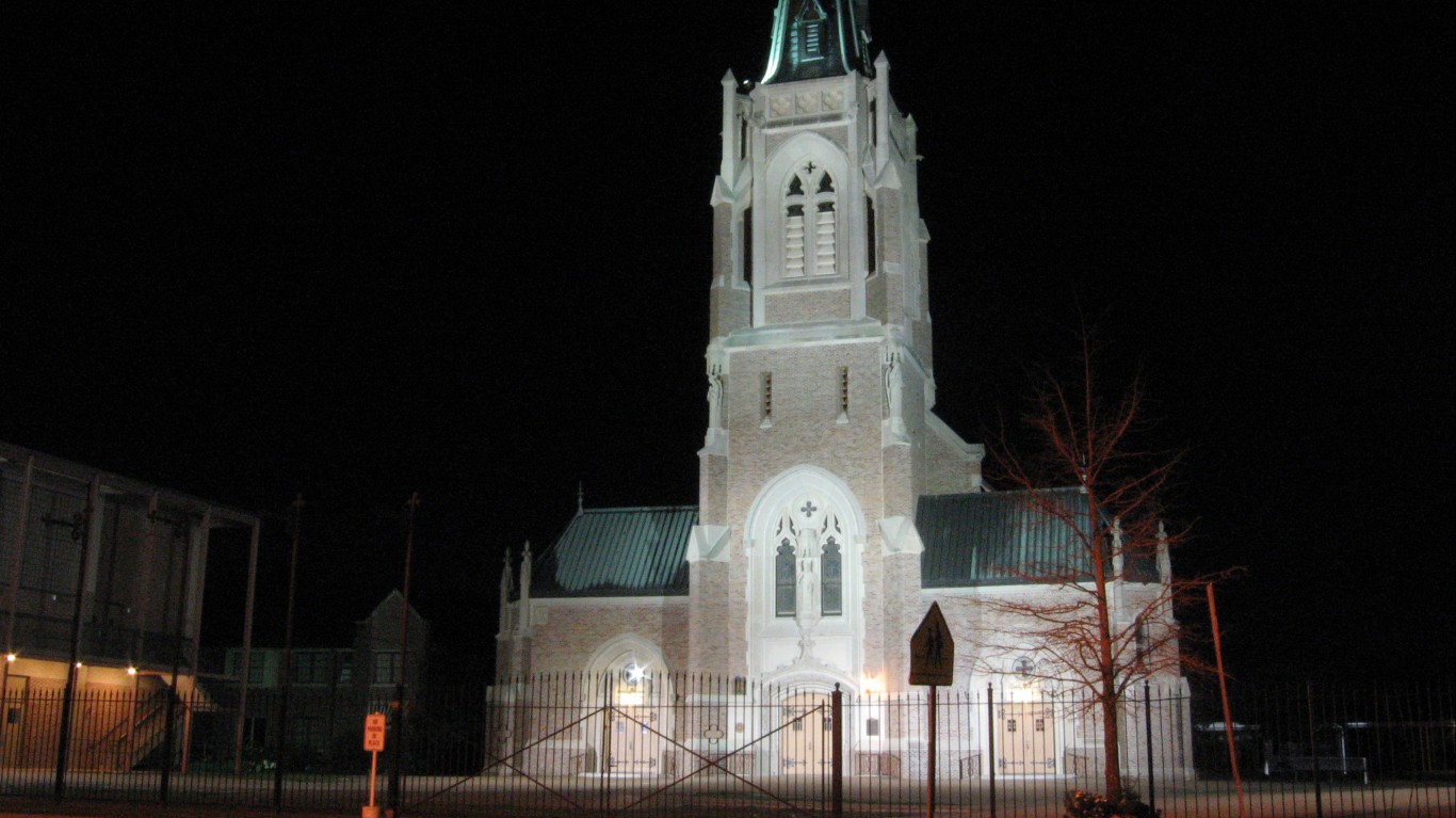 Houma, Louisiana (2) by Ken Lund