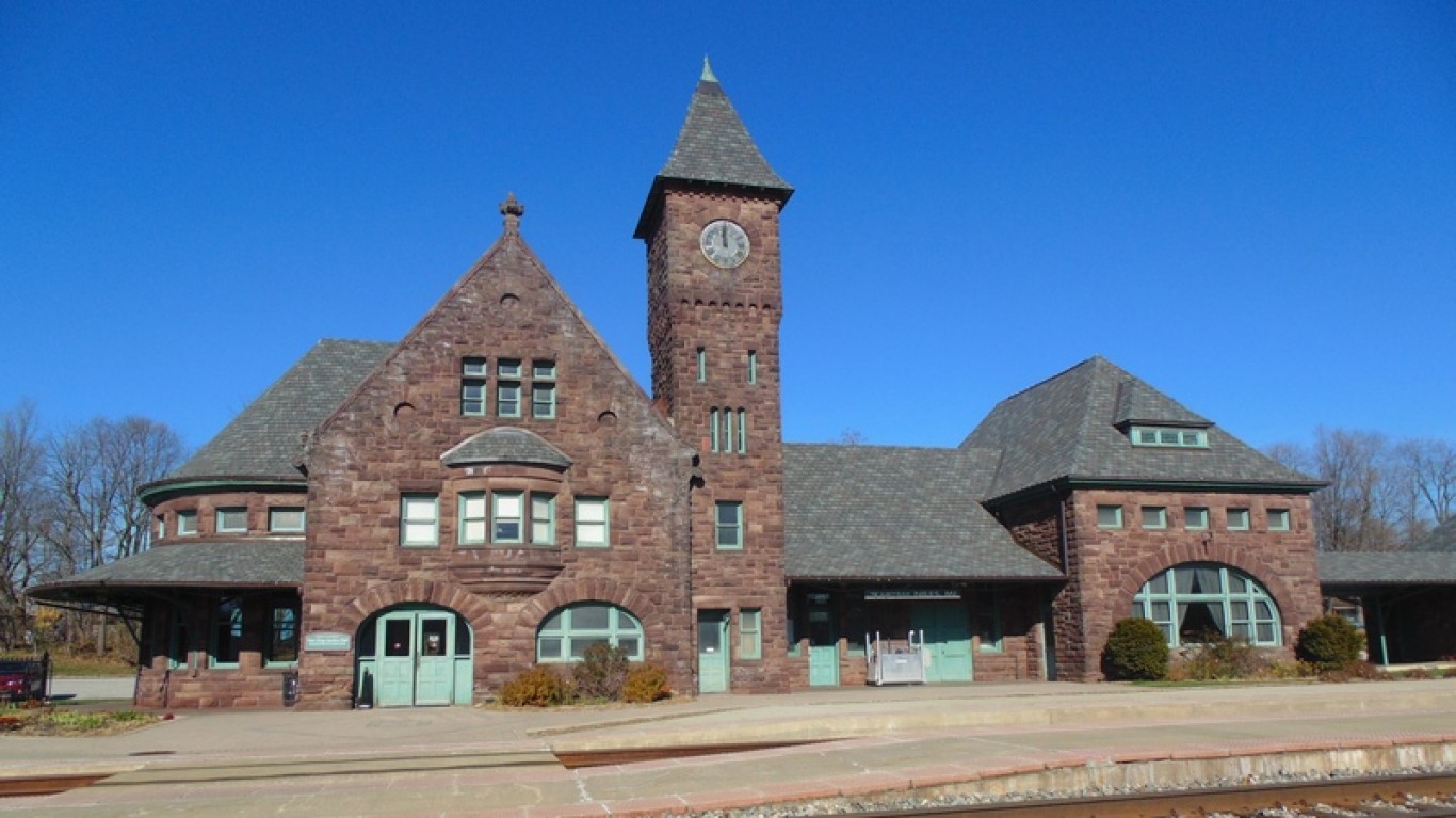 Niles Depot by FotoGuy 49057