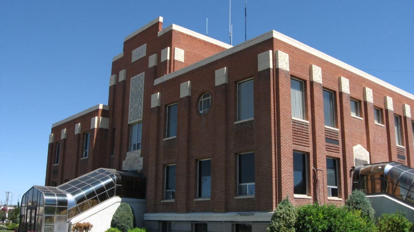 Cassia County Courthouse, Burl... by Ken Lund