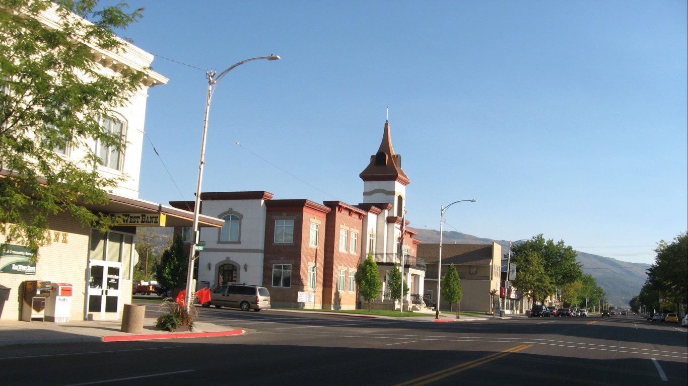 Ephraim, Utah (2) by Ken Lund