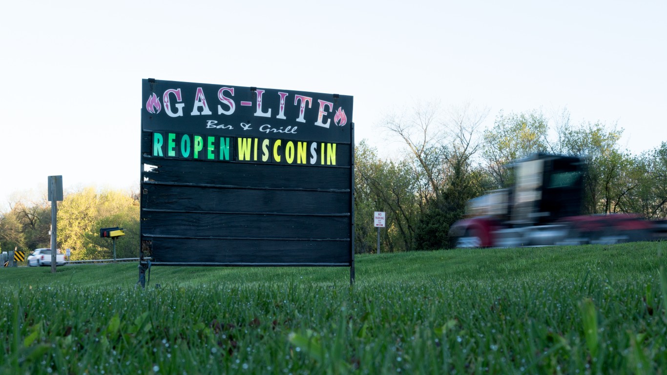 Reopen Wisconsin sign in Ellsw... by Lorie Shaull