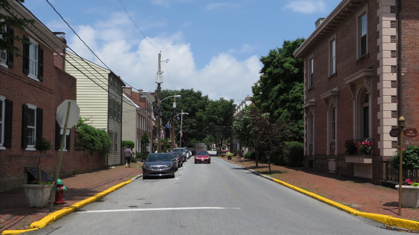 New Castle, Delaware by Ken Lund