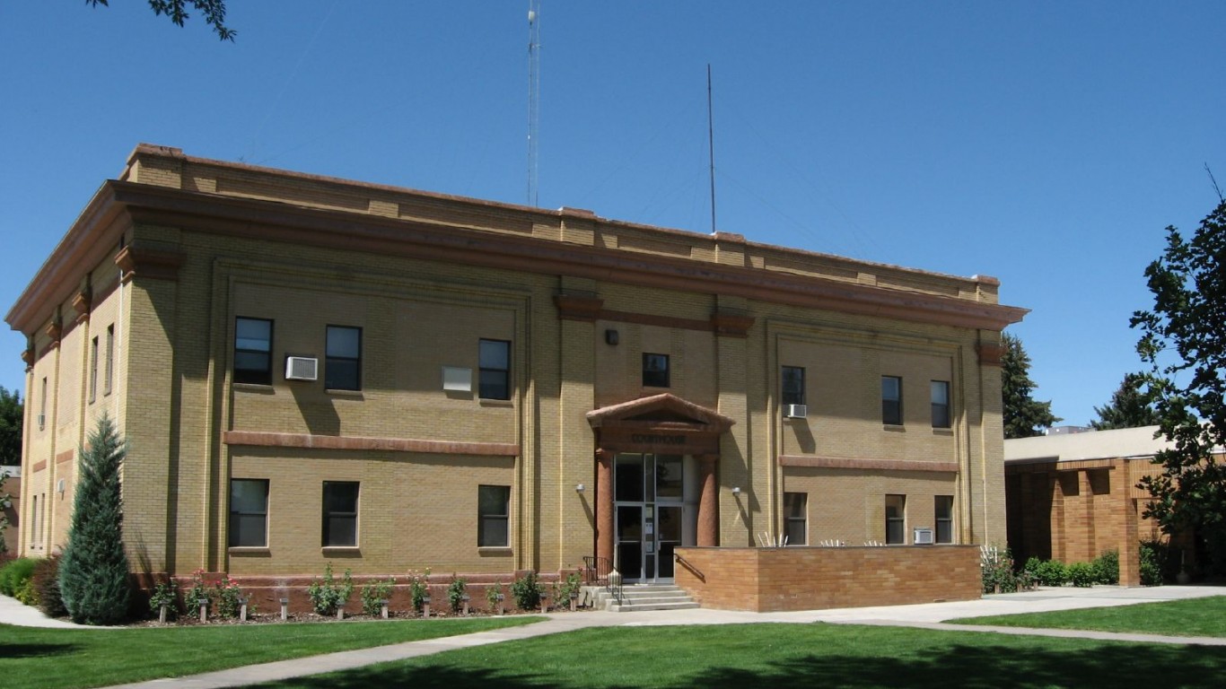 Minidoka County Courthouse, Ru... by Ken Lund