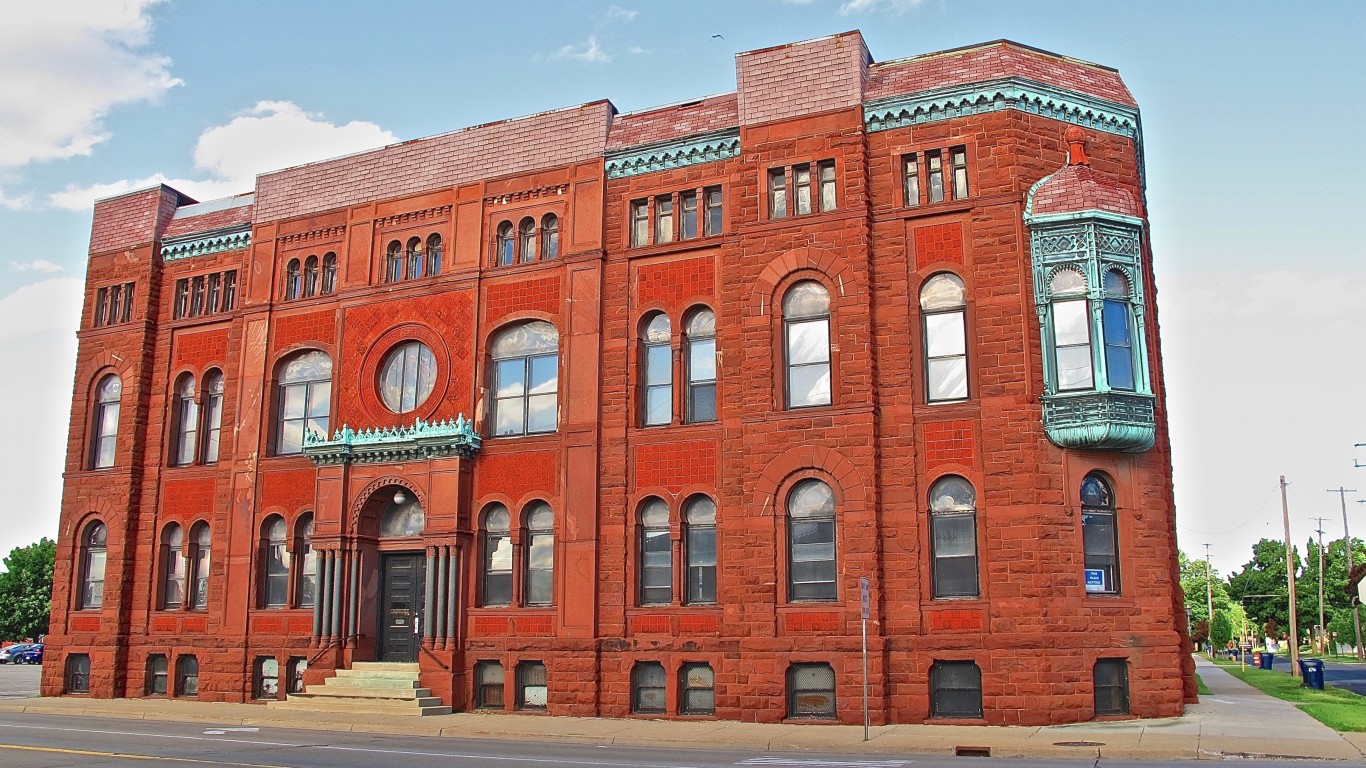 Bay City Masonic Temple in 201... by Chad Johnson from Lake Linden, MI, USA