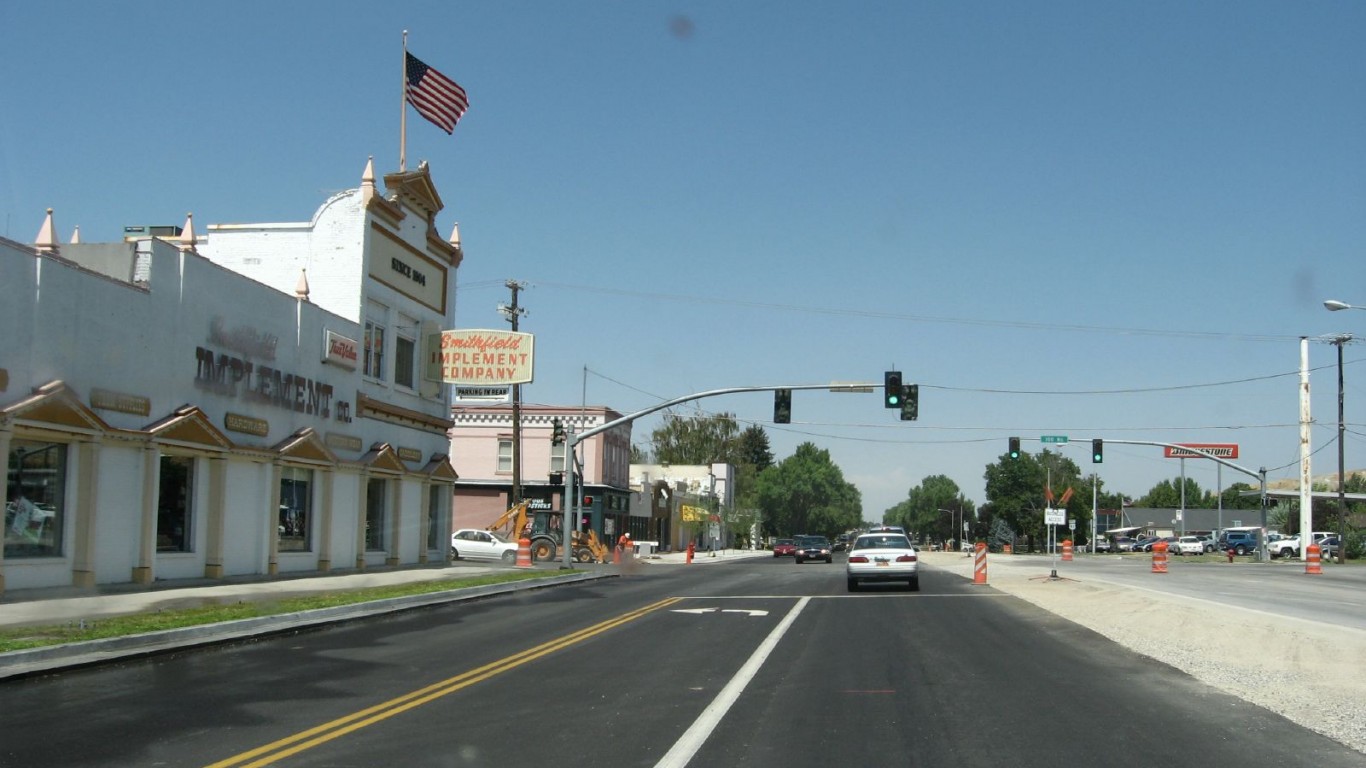 Smithfield, Utah by Ken Lund