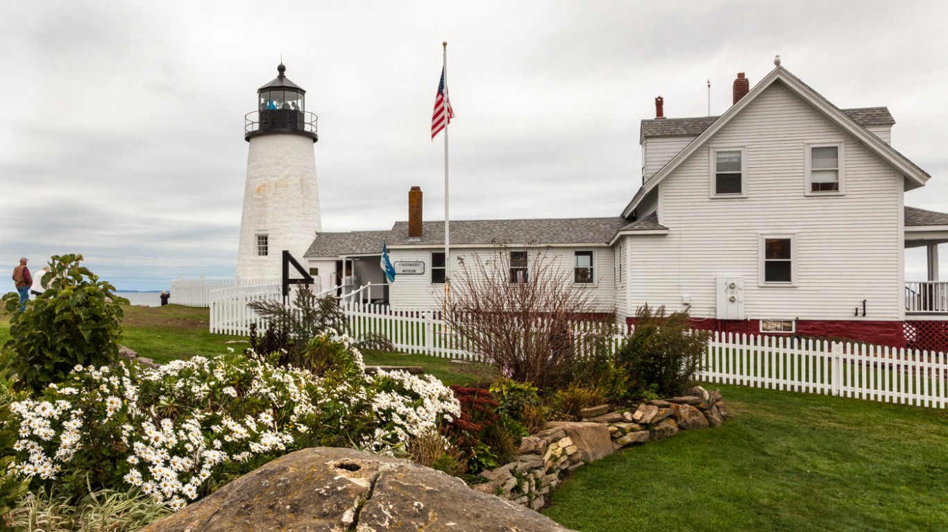 Pemaquid Point Lighthouse by Paul VanDerWerf