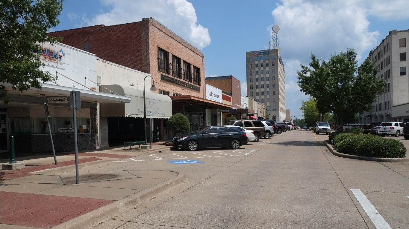 Longview, Texas by Paul Sableman