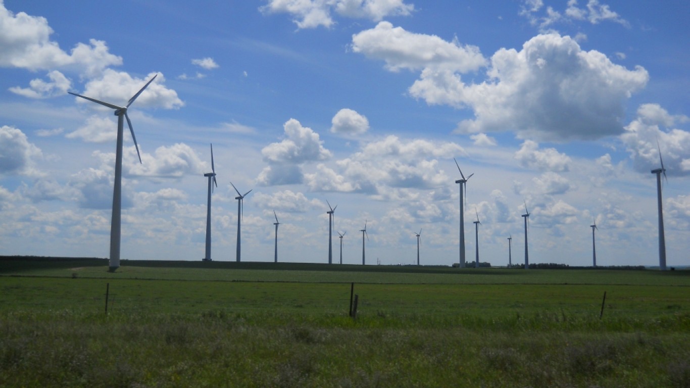 84 Pipestone County Wind Turbi... by cariliv