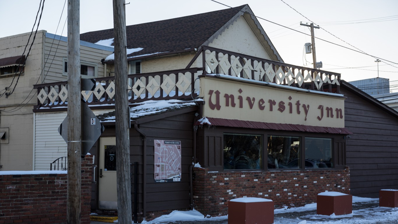 Sokolowski&#039;s University Inn by Edsel Little