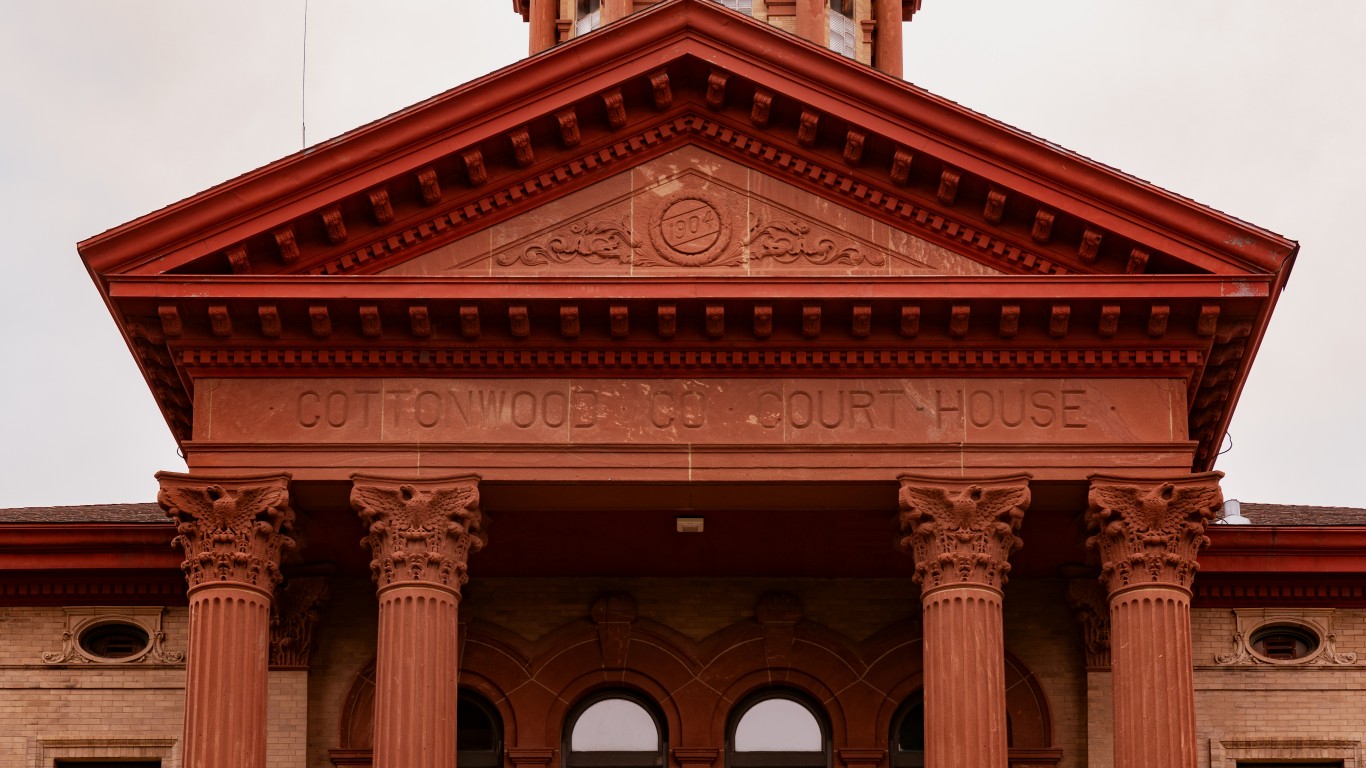 Cottonwood County Court House ... by Tony Webster