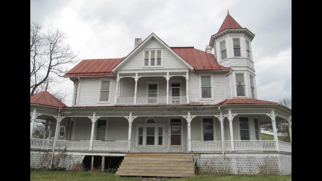 Franklin, West Virginia by Doug Kerr