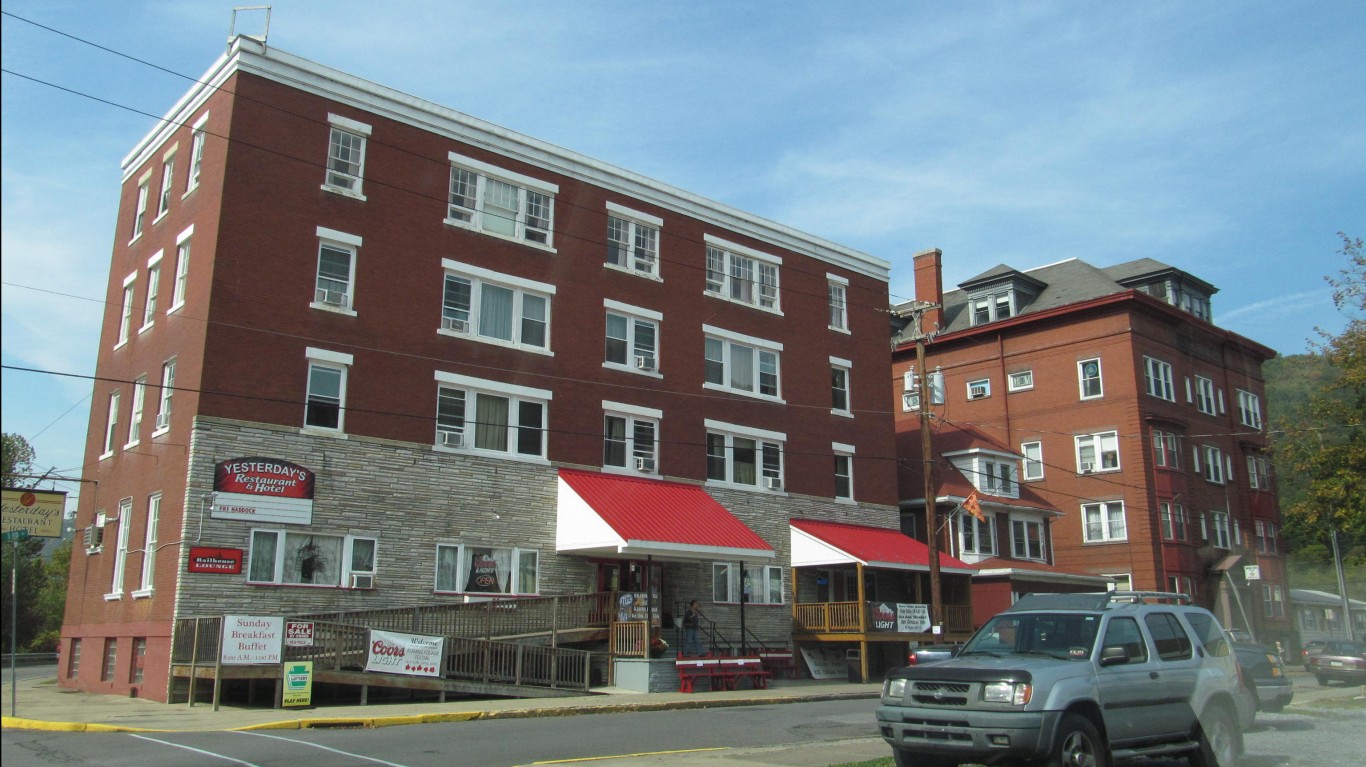 Renovo, Pennsylvania by Doug Kerr