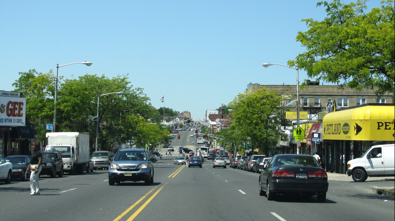 Springfield Avenue, Irvington,... by Ken Lund