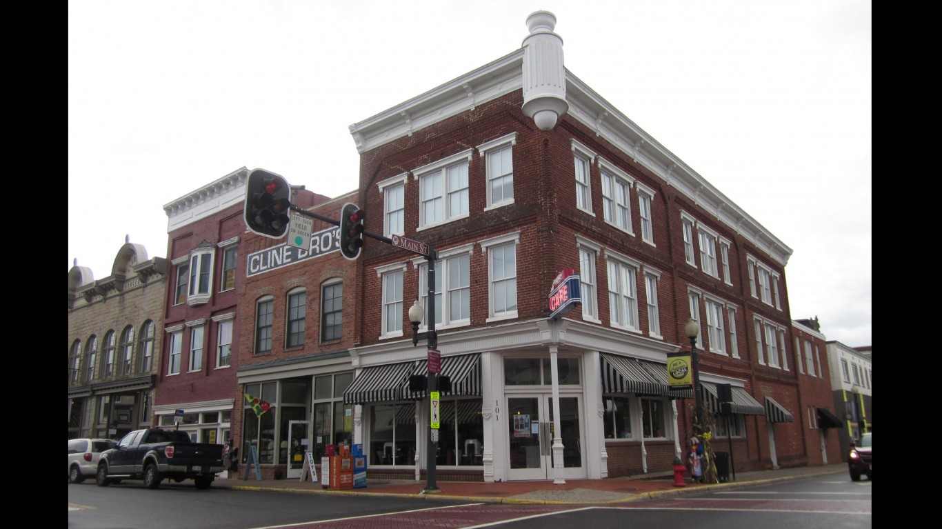 Culpeper, Virginia by Doug Kerr