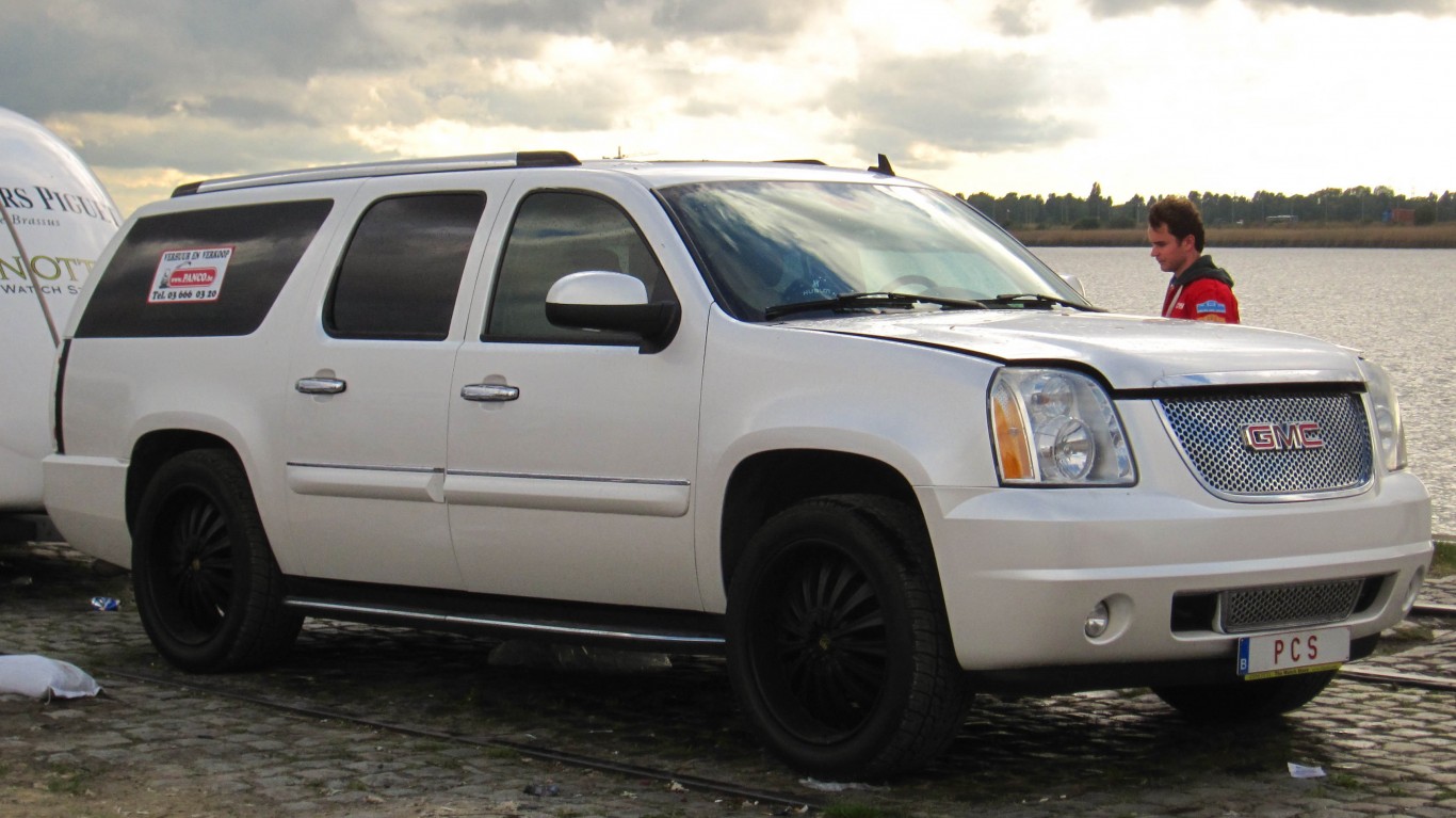 GMC Yukon XL by Rutger van der Maar