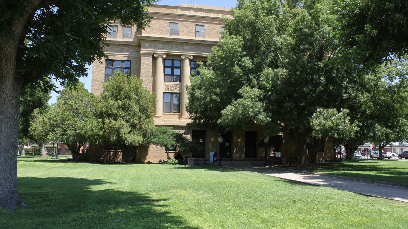 Winkler County Courthouse, Ker... by Nicolas Henderson